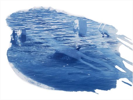 Abstrakte Darstellung von Wasser in verschiedenen Blautönen.